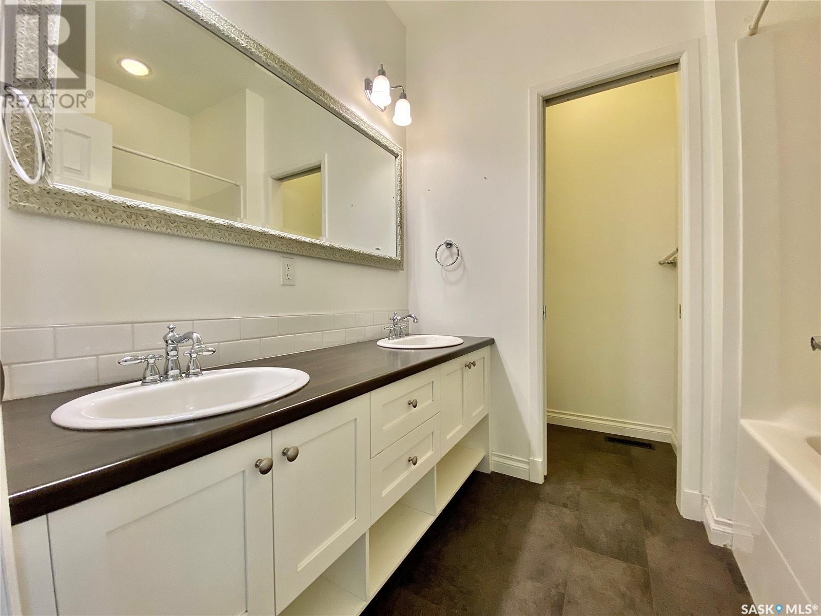 A 422 St Mary Street Property Photo 15