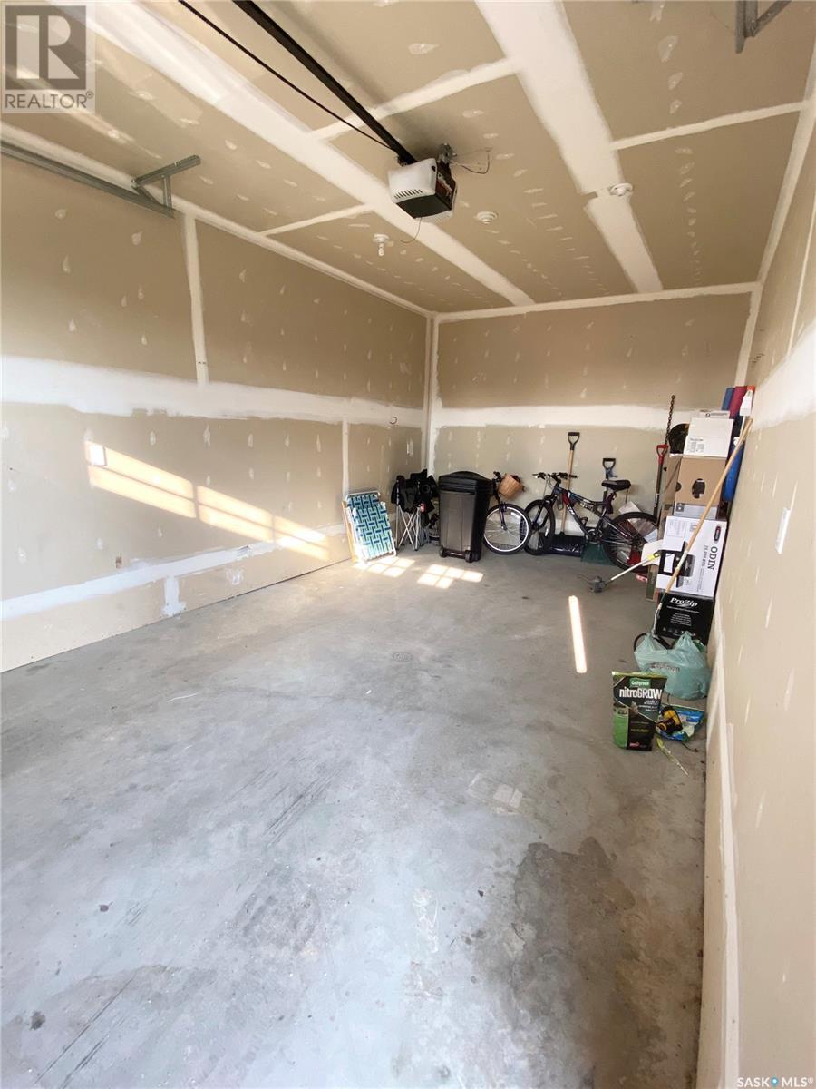 B 422 St Mary Street Property Photo 9