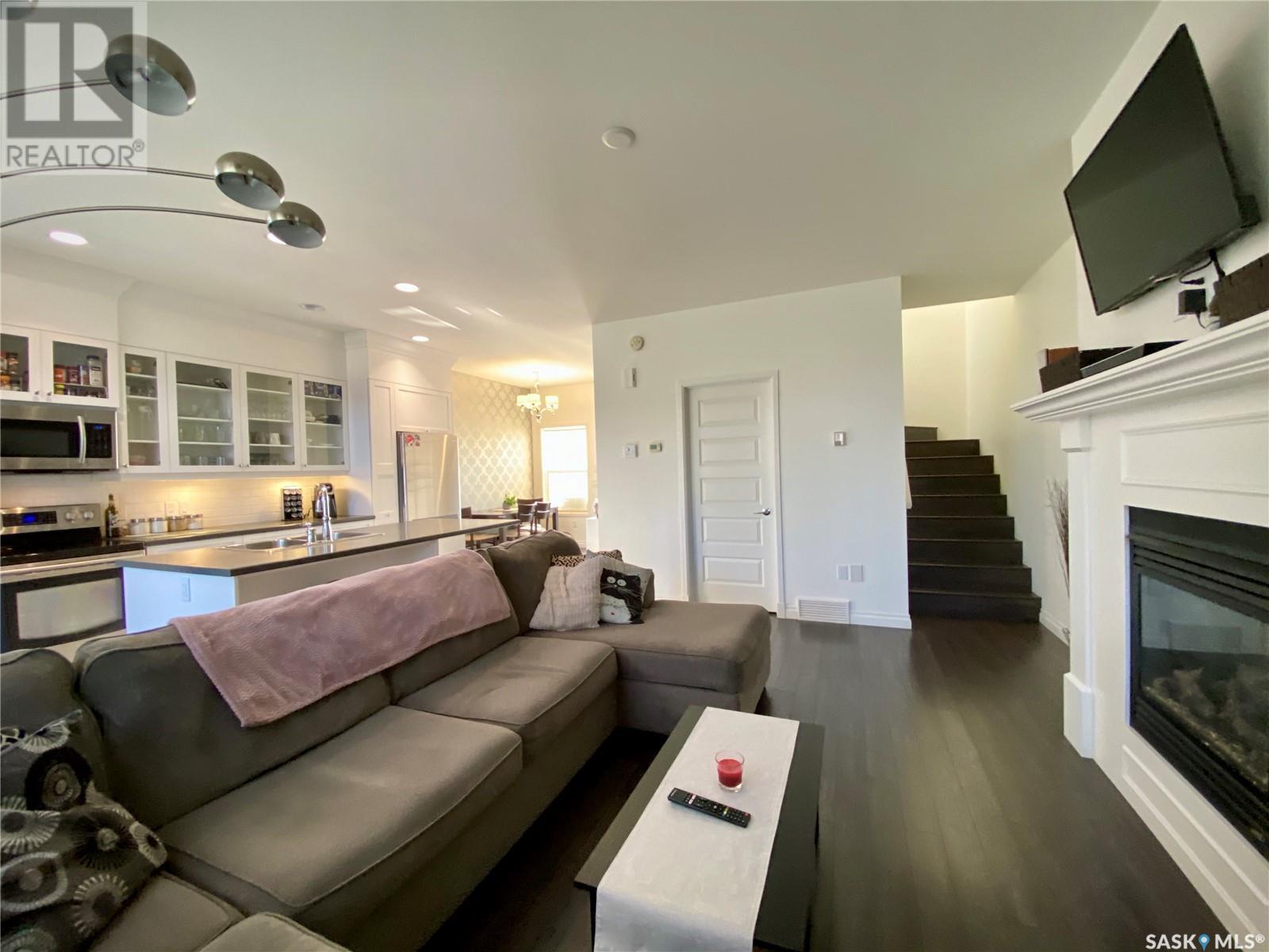 B 422 St Mary Street Property Photo 32