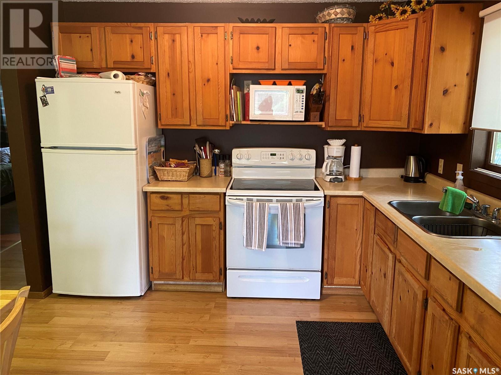 3 Pickerel Street Property Photo 10