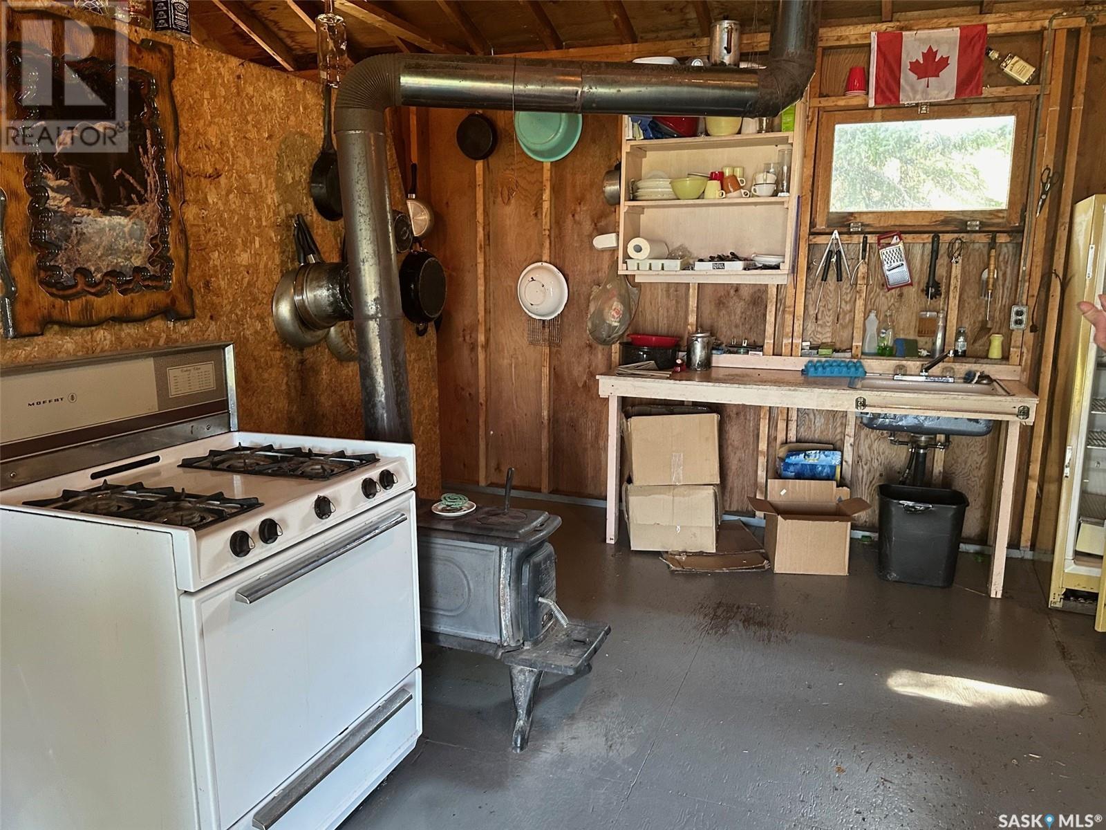 Canadian Wilderness Sports Camp Property Photo 15