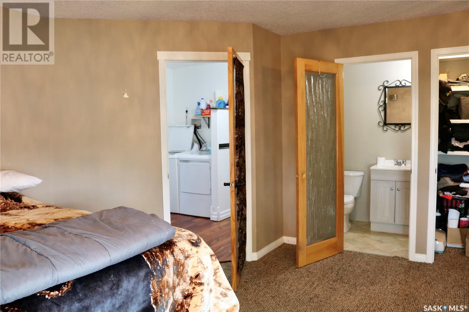 418 Railway Avenue Property Photo 26
