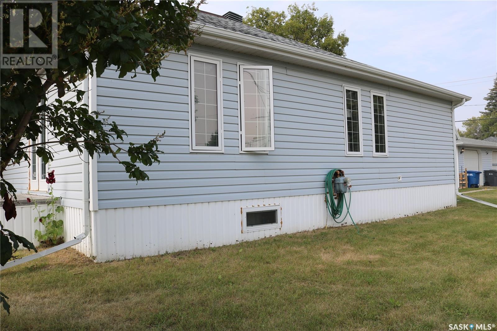418 Railway Avenue Property Photo 45