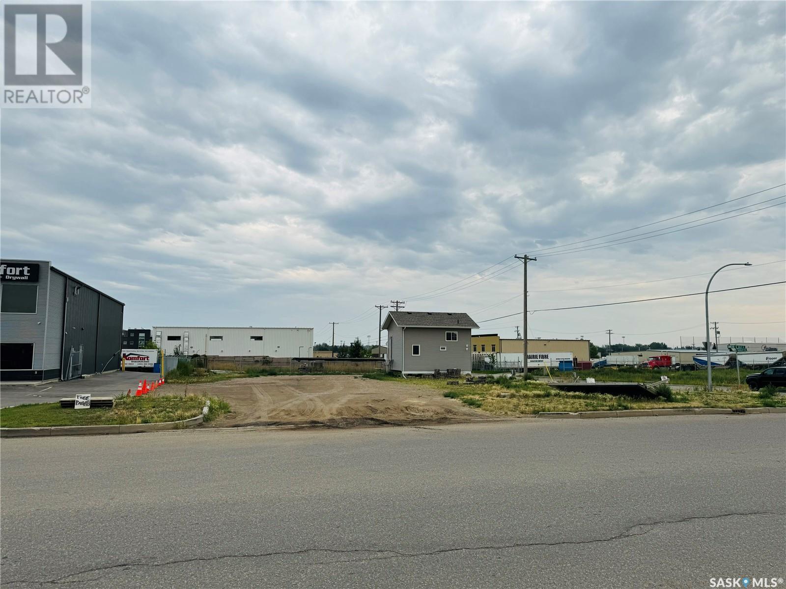 10 2525 Dawes Avenue Property Photo 7