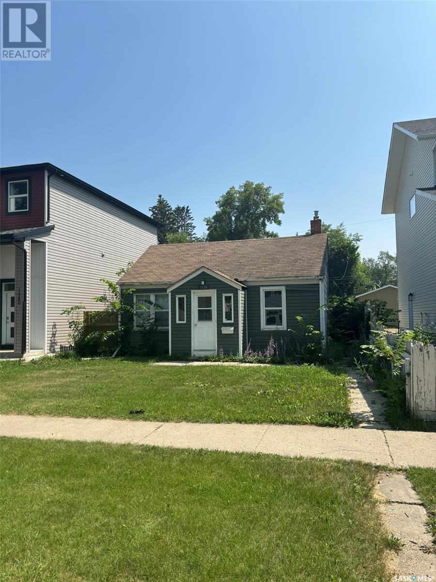 1536 D Avenue N Property Photo 1