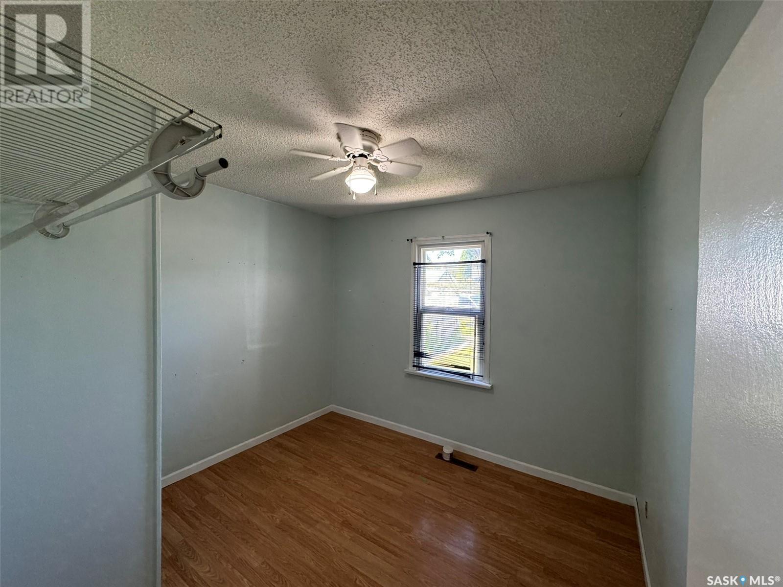 1536 D Avenue N Property Photo 6
