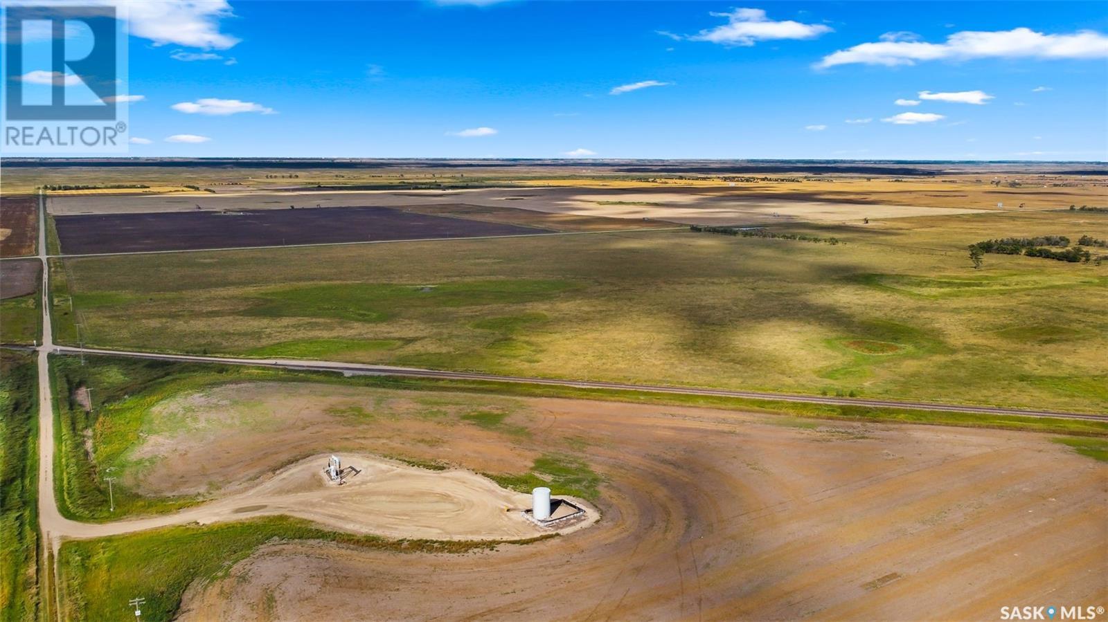 1 Quarter Grainland Near North Portal (harris) Property Photo 5