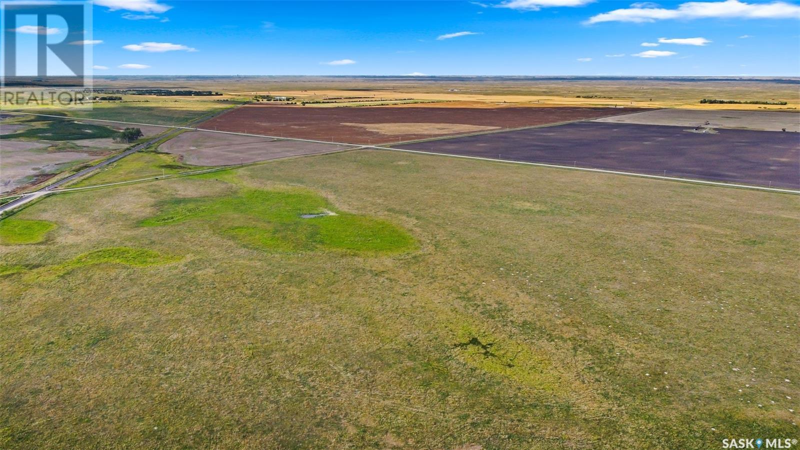 1 Quarter Grainland Near North Portal (harris) Property Photo 8
