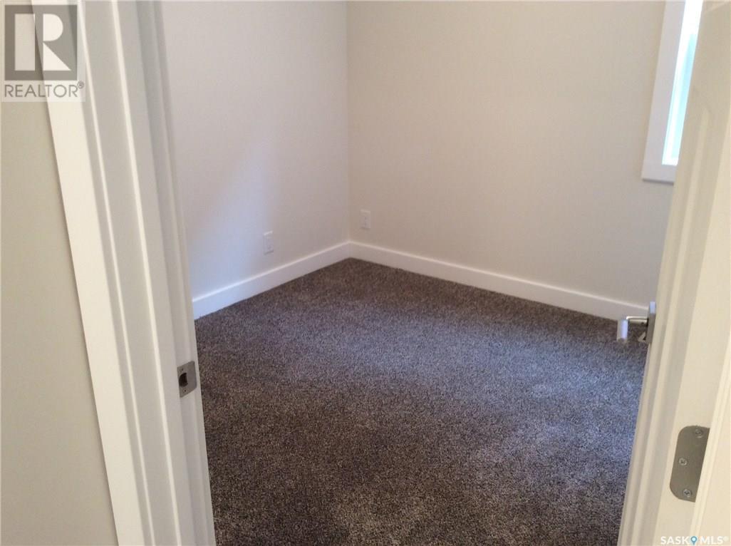 201 1863 Rae Street Property Photo 8