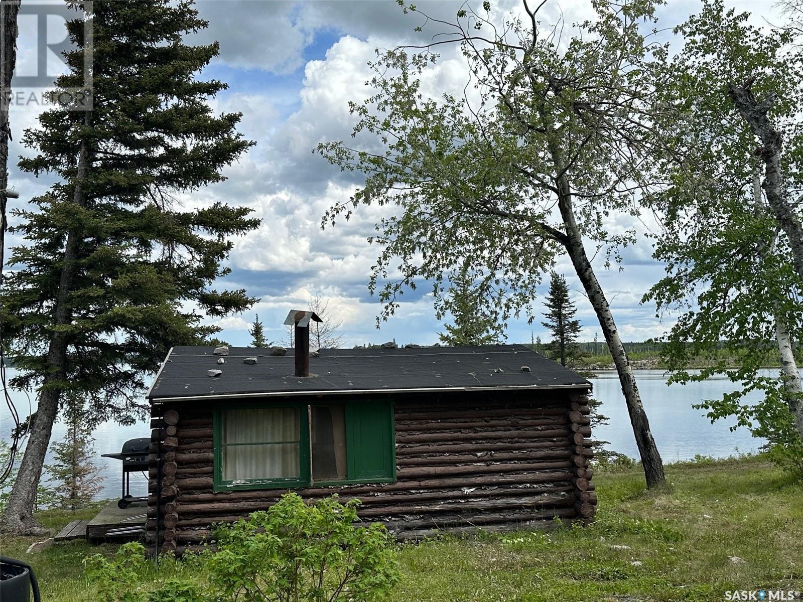 Pickerel Bay Cabins Property Photo 8