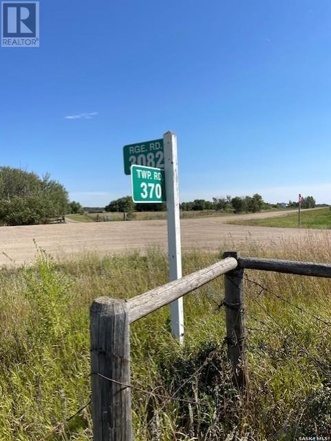 Matheson Land Property Photo 1