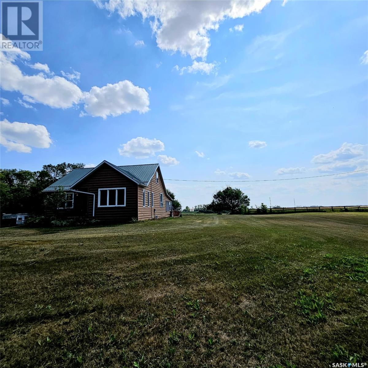 Poncsak Acres Property Photo 1