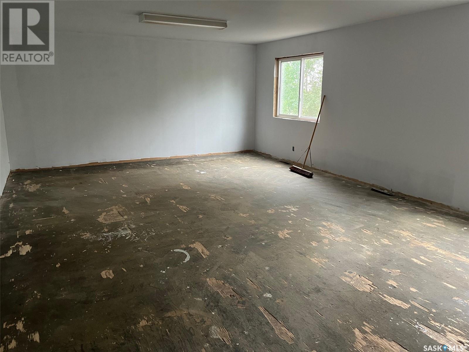 1130 Valley Street Property Photo 10