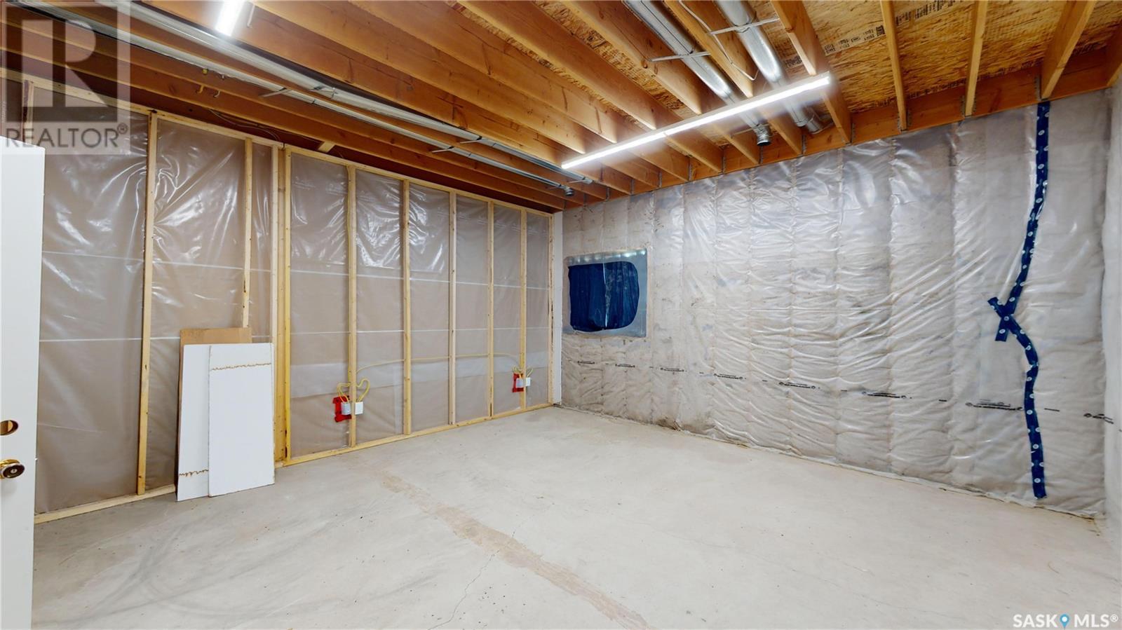 Highway 8 & 48 Shop Property Photo 17