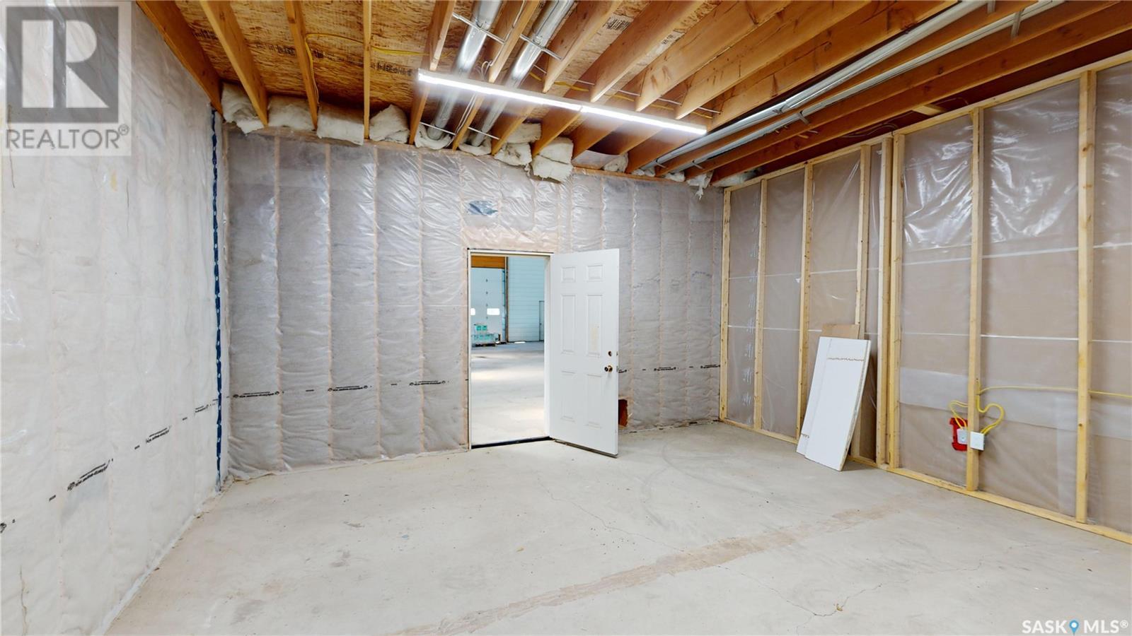 Highway 8 & 48 Shop Property Photo 18