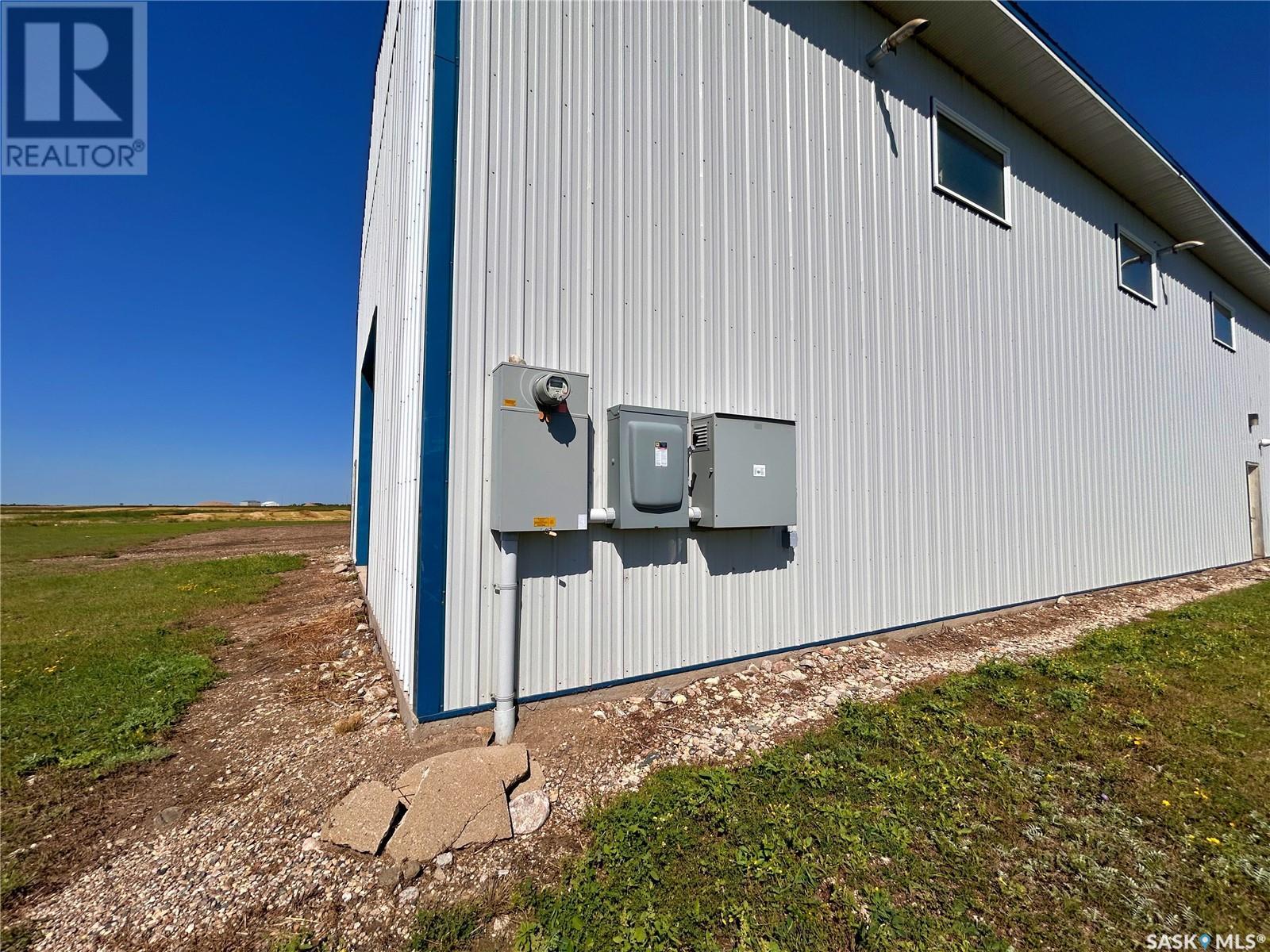 Highway 8 & 48 Shop Property Photo 25
