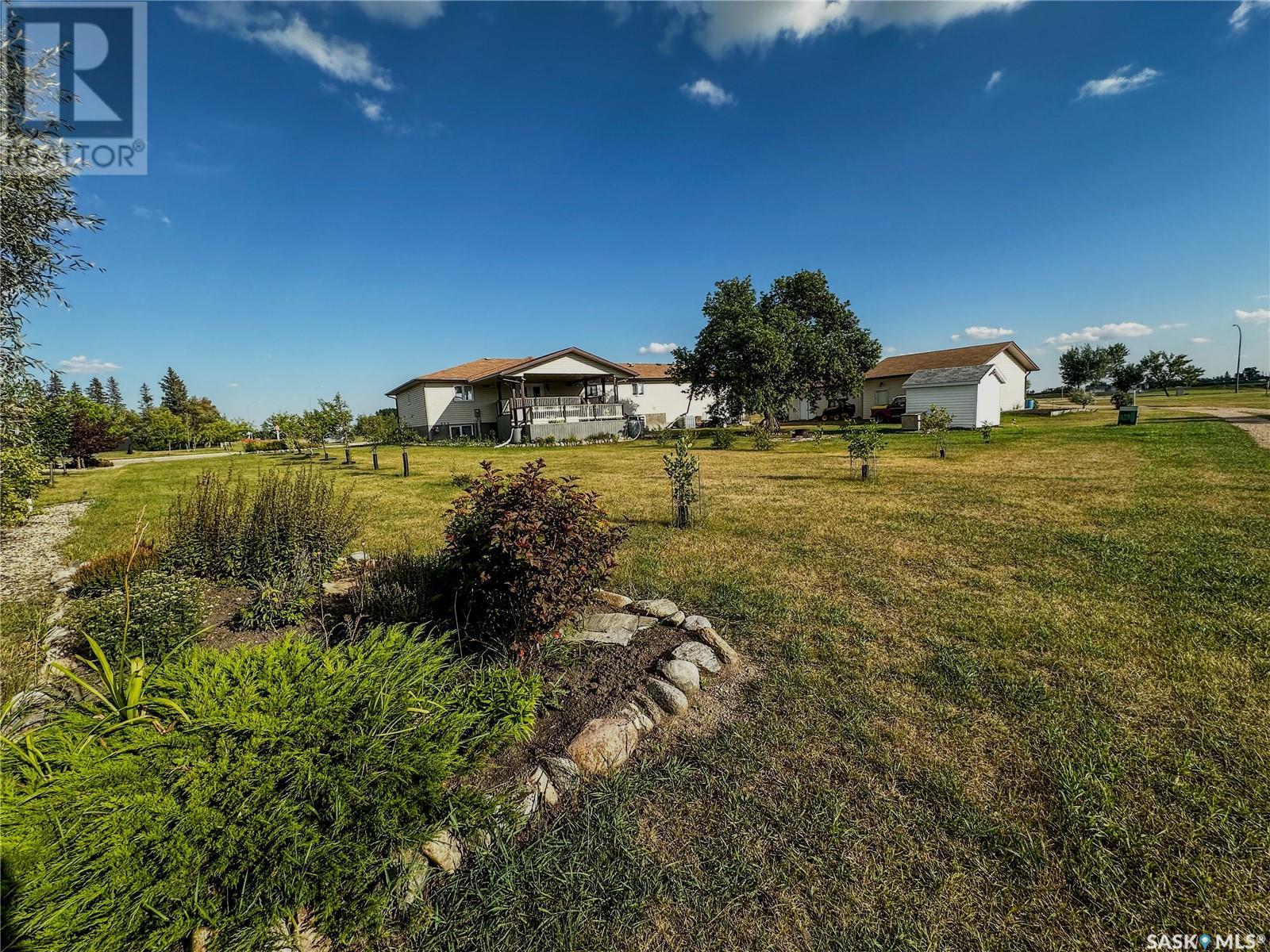 1 Park Boulevard Property Photo 11
