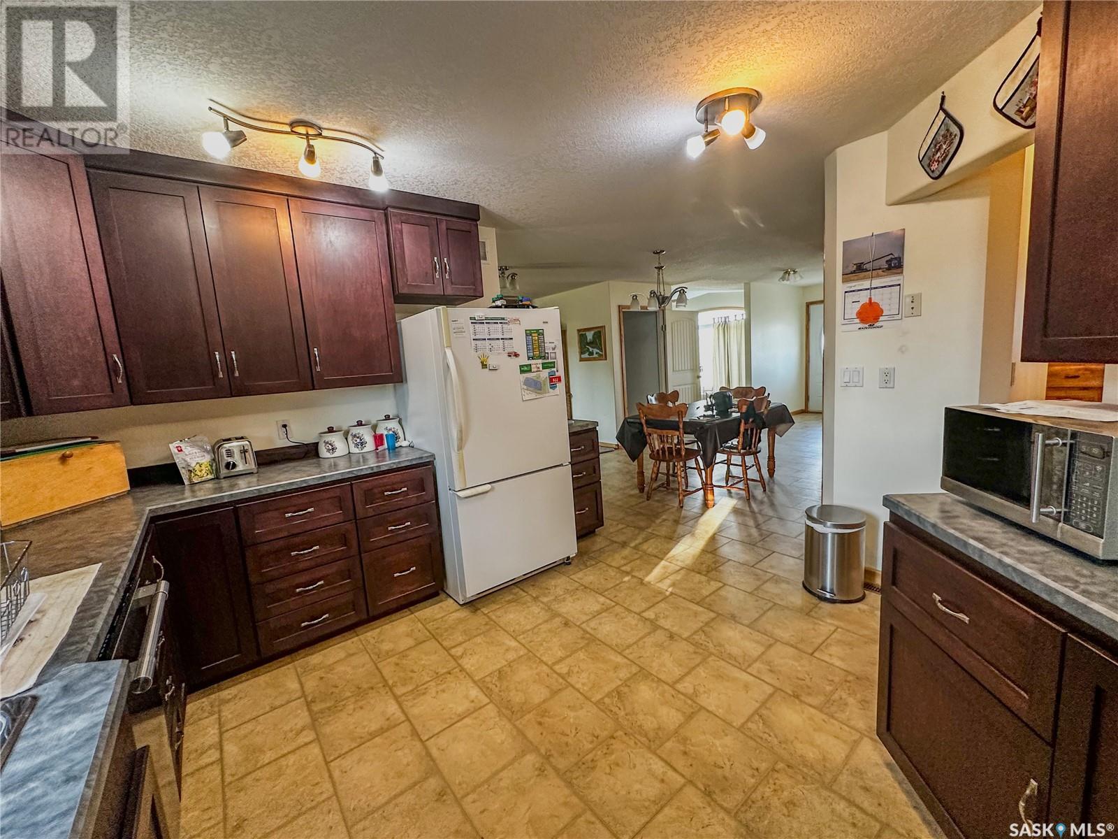 1 Park Boulevard Property Photo 17