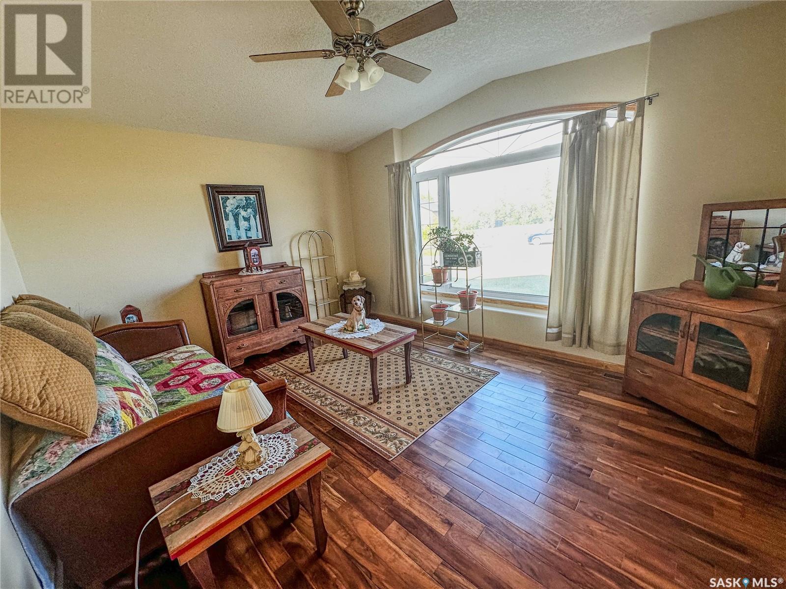1 Park Boulevard Property Photo 23