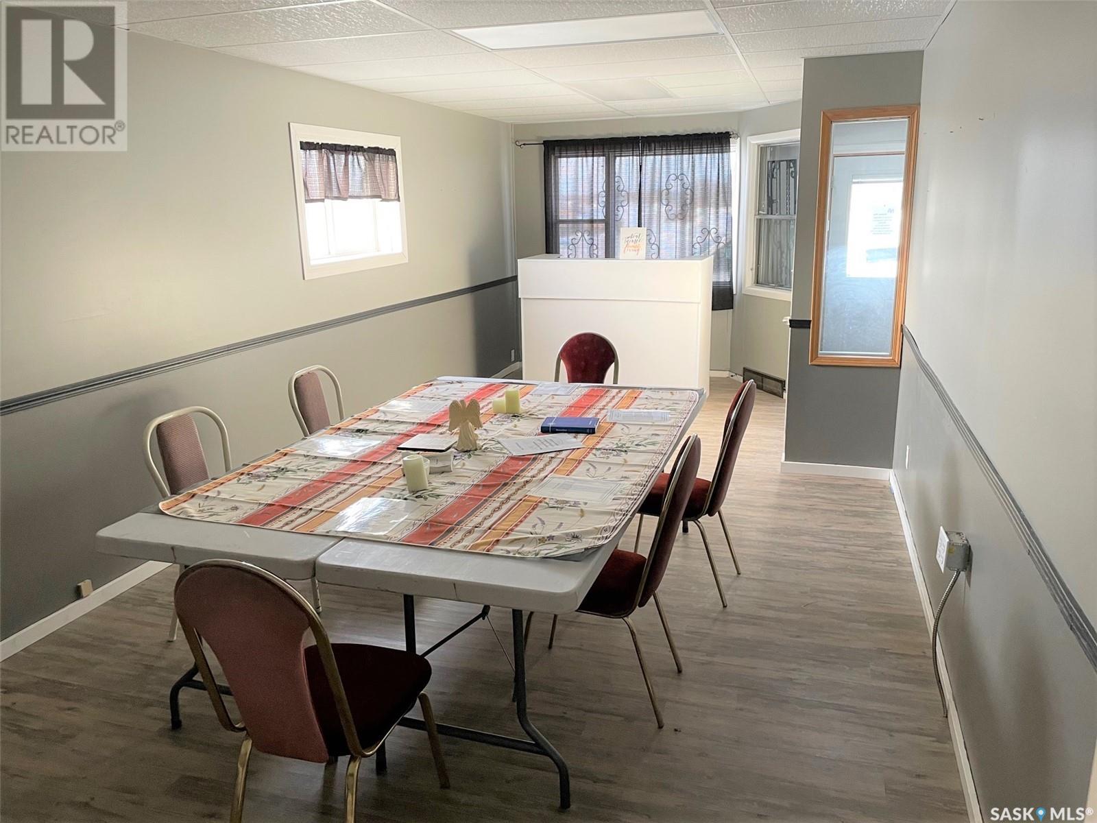 101 Railway Avenue Property Photo 10
