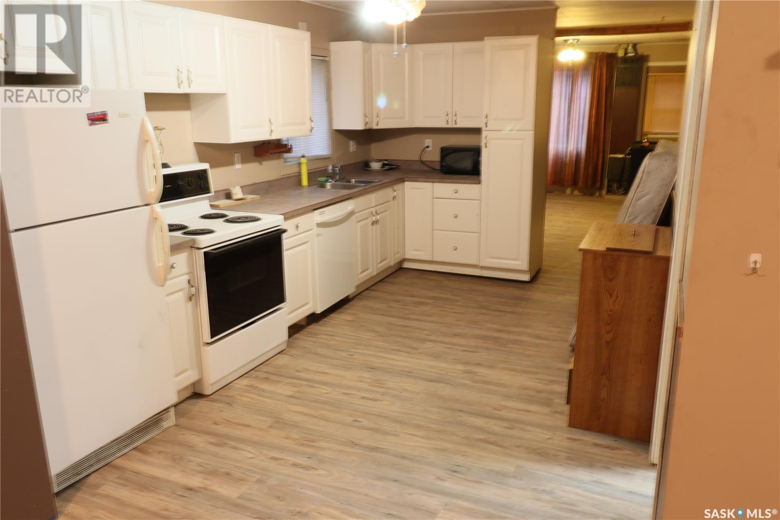 412 3rd Avenue Property Photo 3