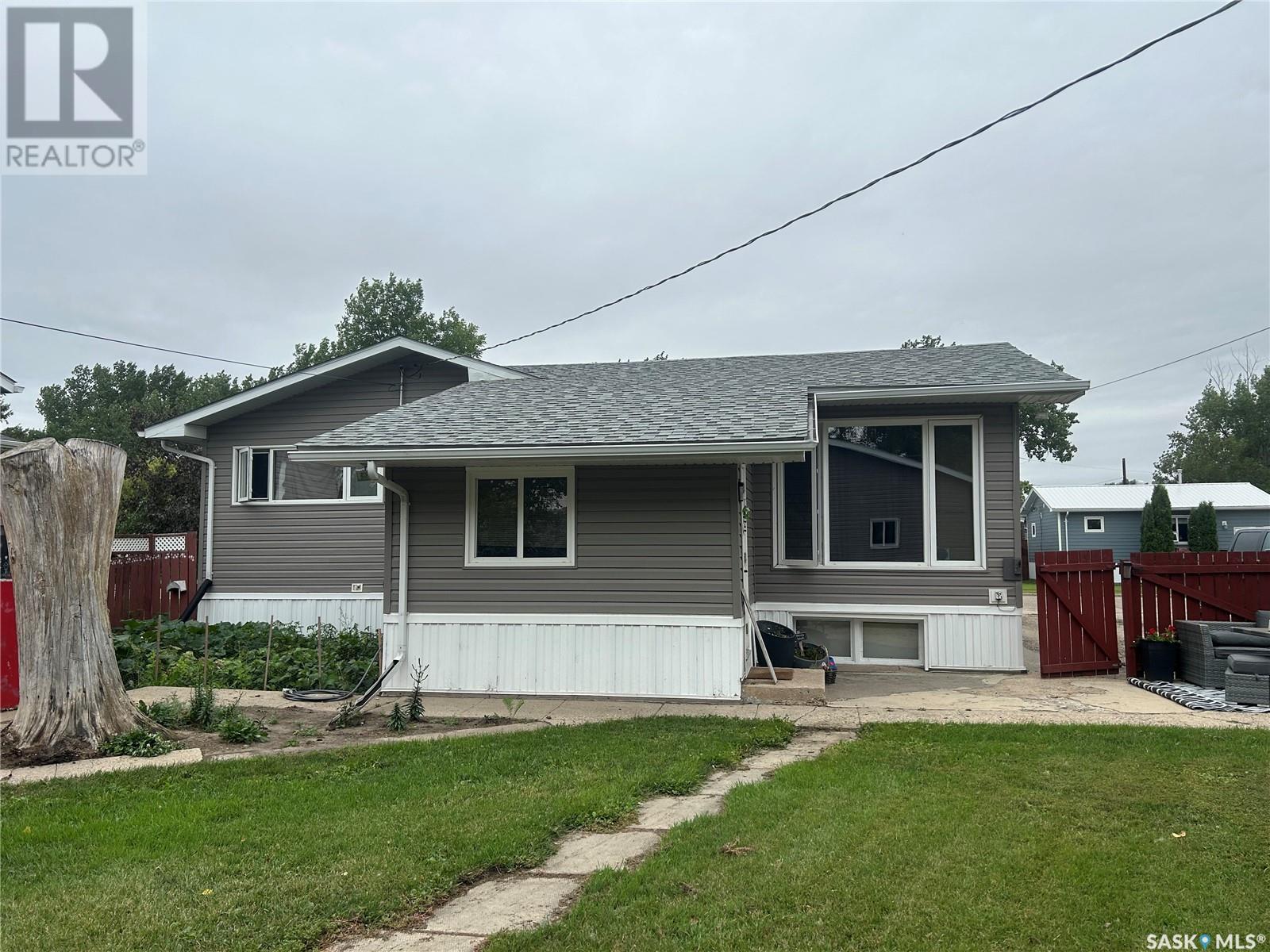 229 Aldridge Street Property Photo 4