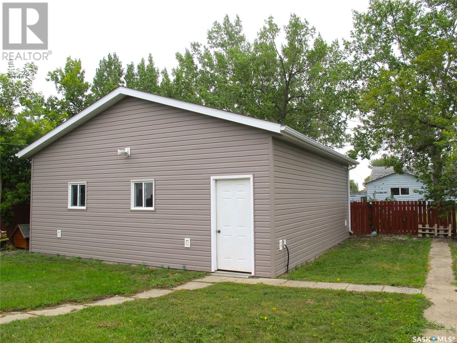 229 Aldridge Street Property Photo 6