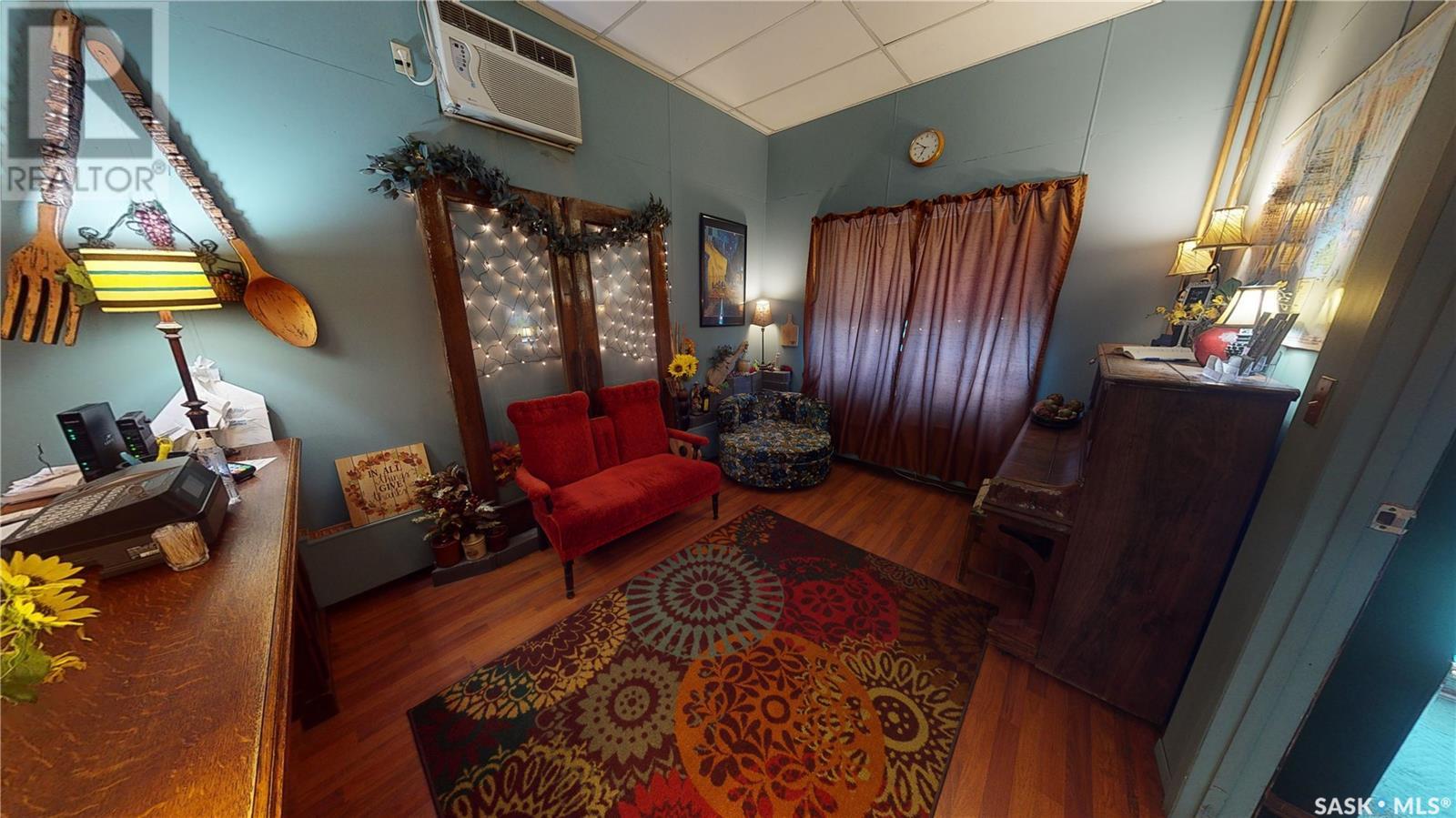 103-105 Broadway Street Property Photo 6
