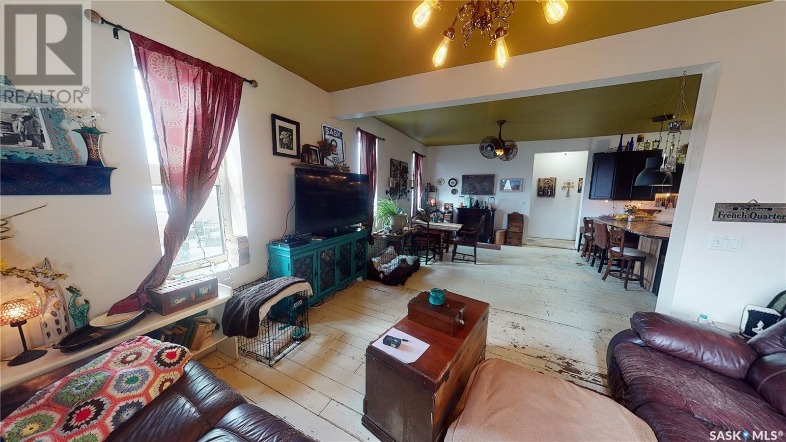 103-105 Broadway Street Property Photo 34
