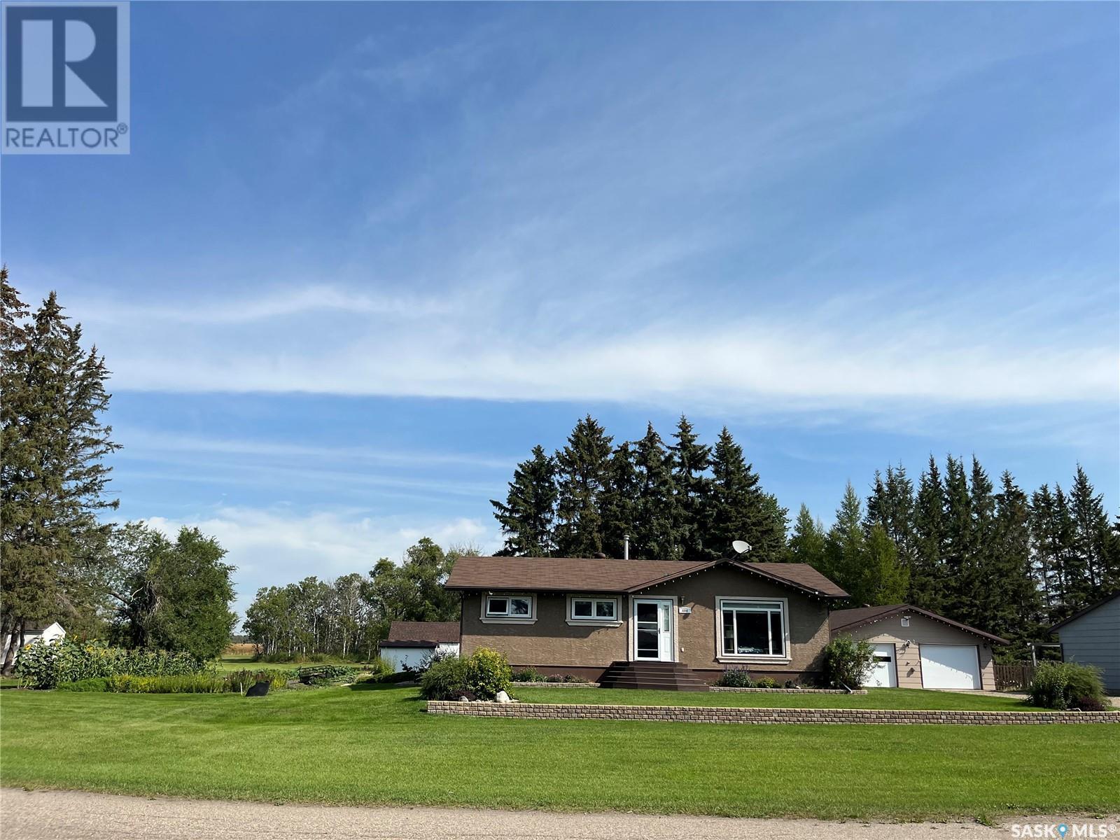 406 Royal Place Property Photo