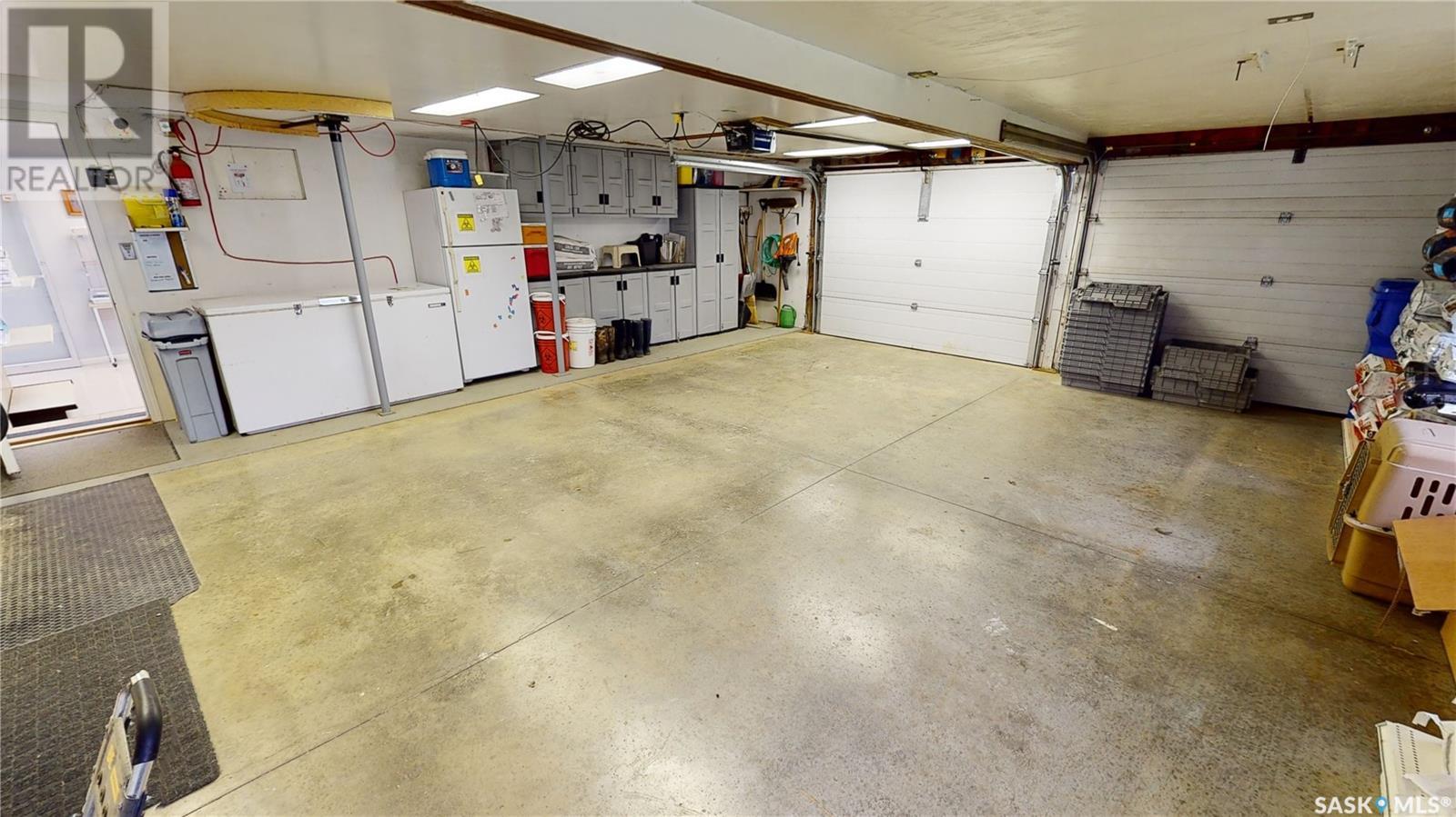 202 2nd Street E Property Photo 23