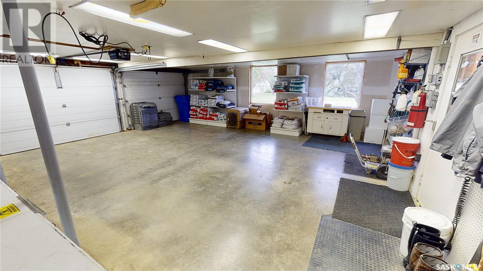 202 2nd Street E Property Photo 24