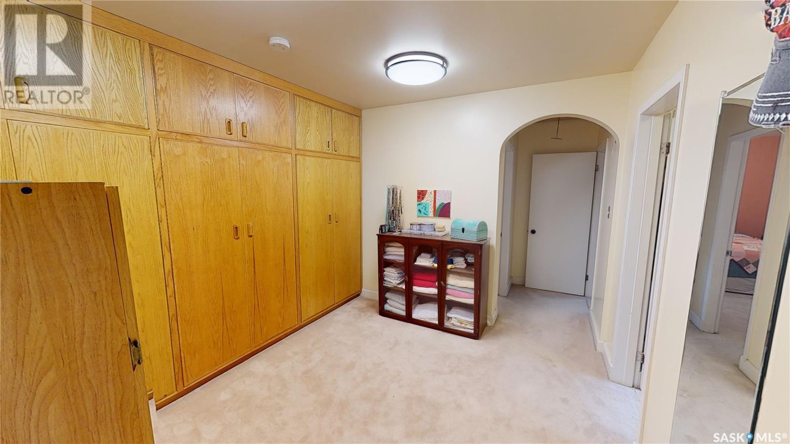 202 2nd Street E Property Photo 37