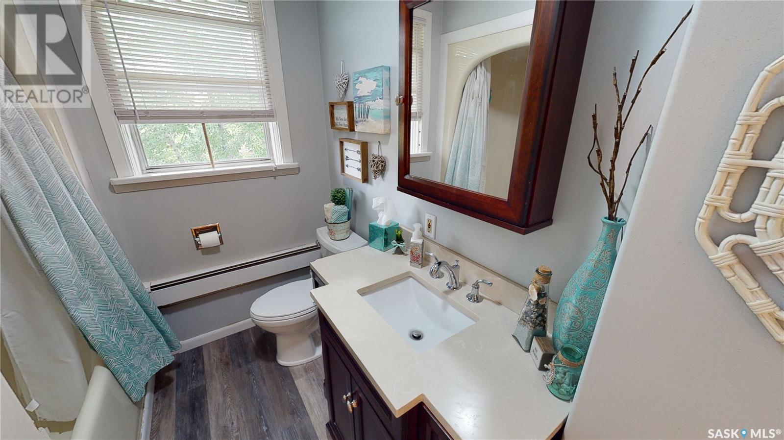 202 2nd Street E Property Photo 39