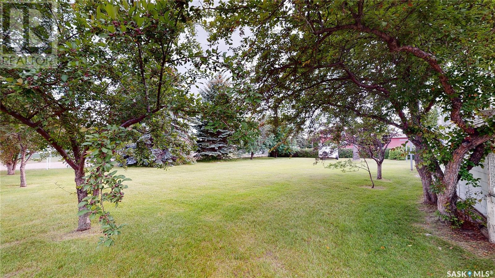 202 2nd Street E Property Photo 48