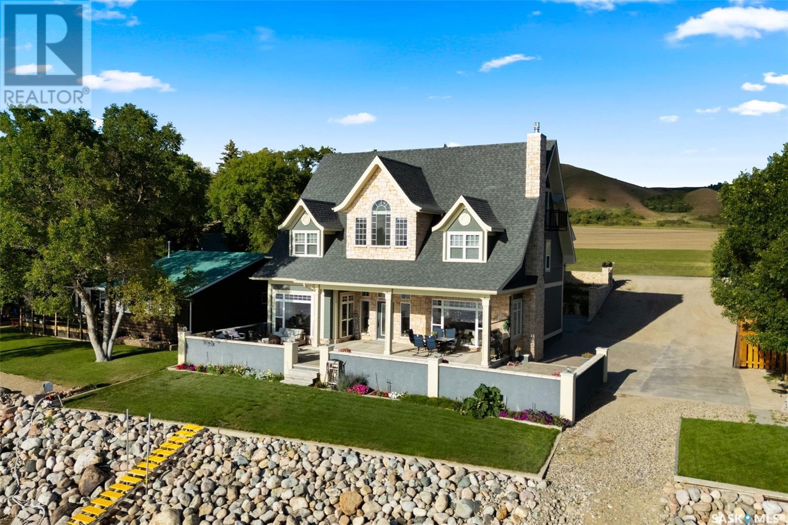 Round Lake Real Estate Listings Main Image