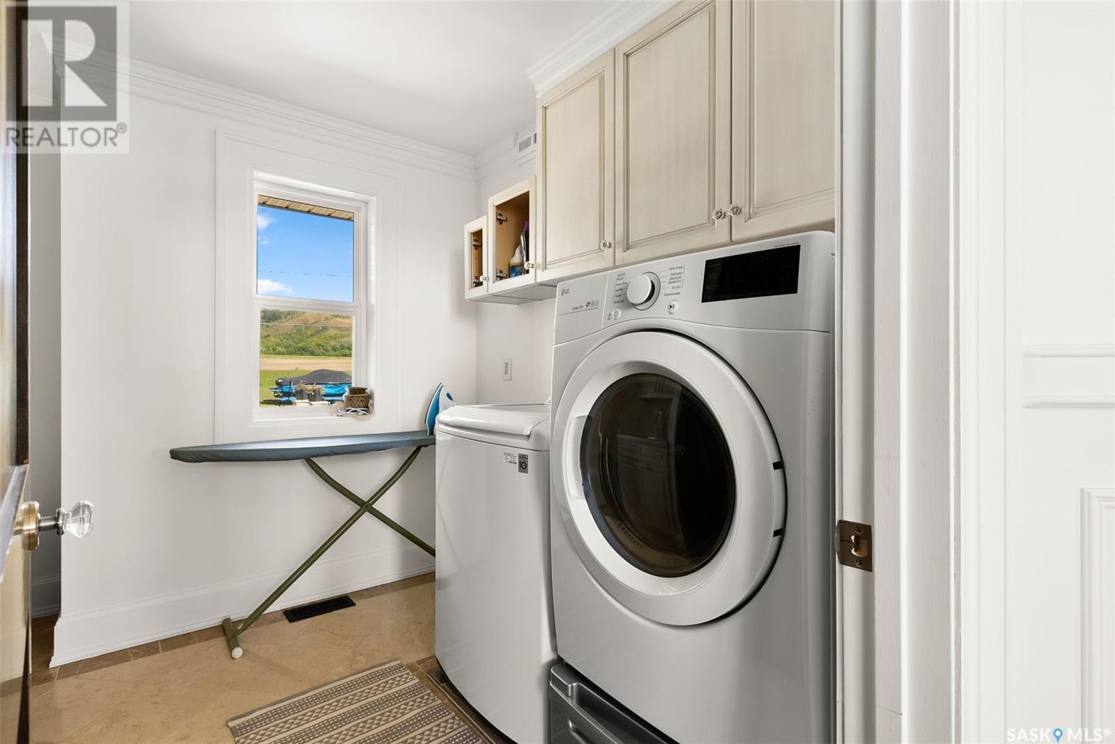 307a Currie Avenue Property Photo 29