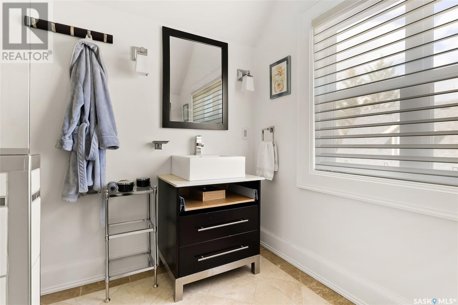 307a Currie Avenue Property Photo 35