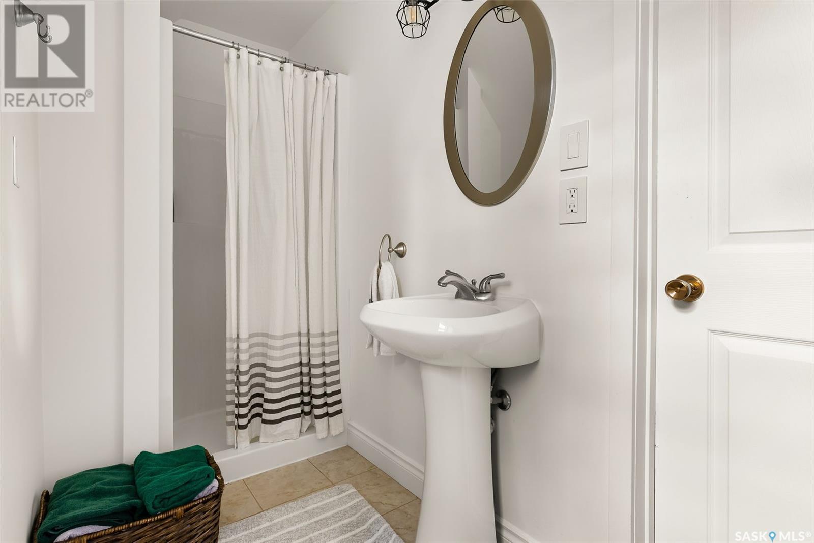 307a Currie Avenue Property Photo 42