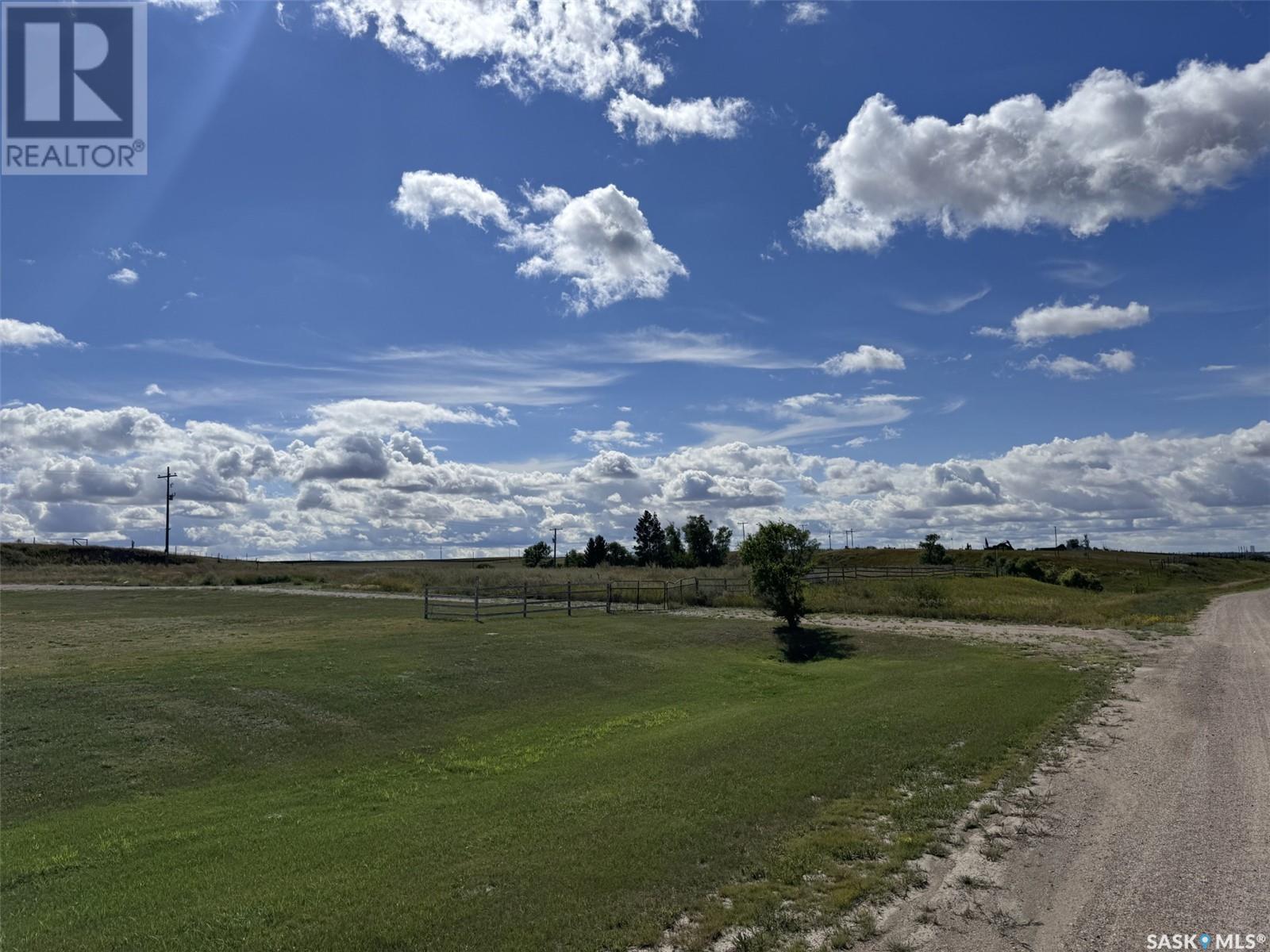 N Petrolia Road Property Photo 4
