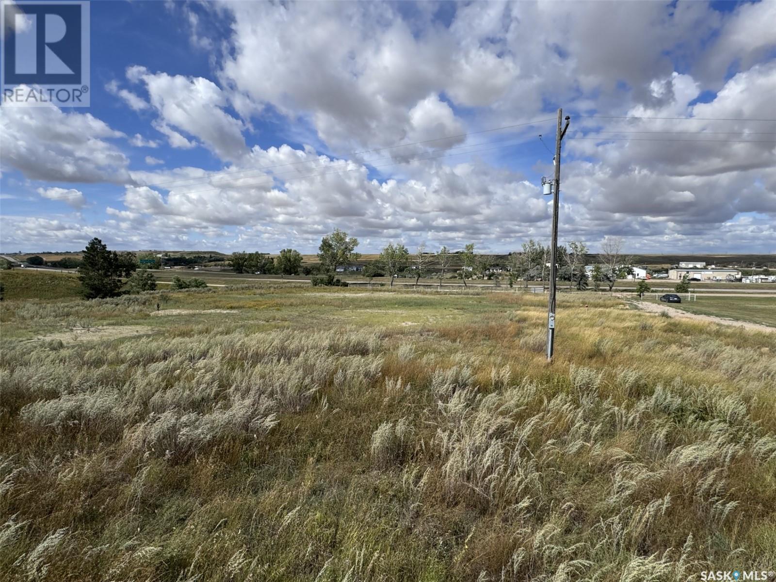 N Petrolia Road Property Photo 5