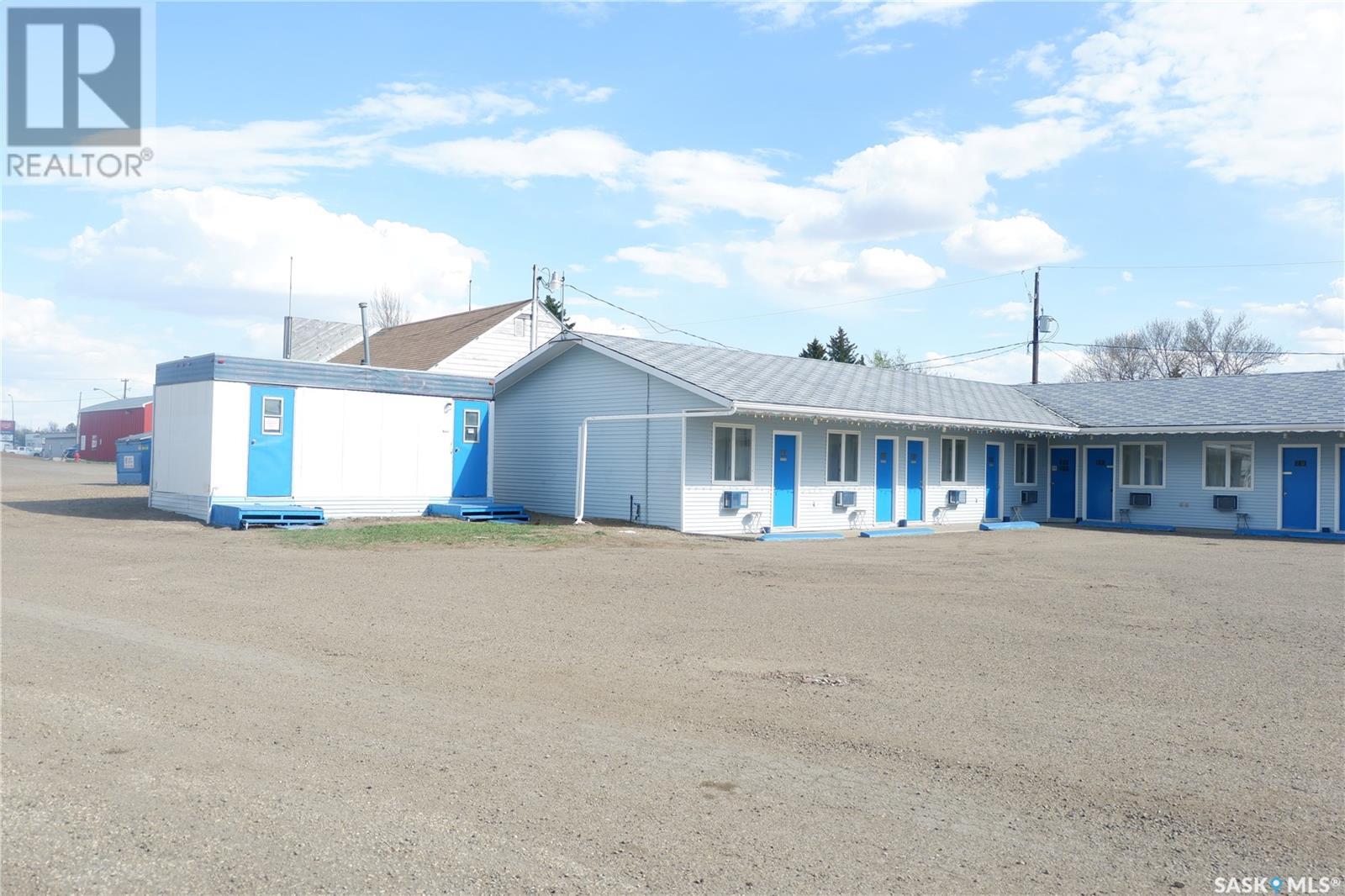 143 Railway Avenue Property Photo 4