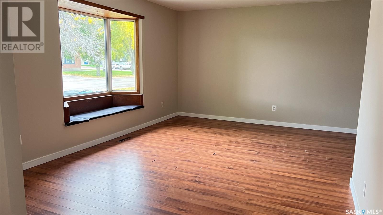 1331 110th Street Property Photo 3