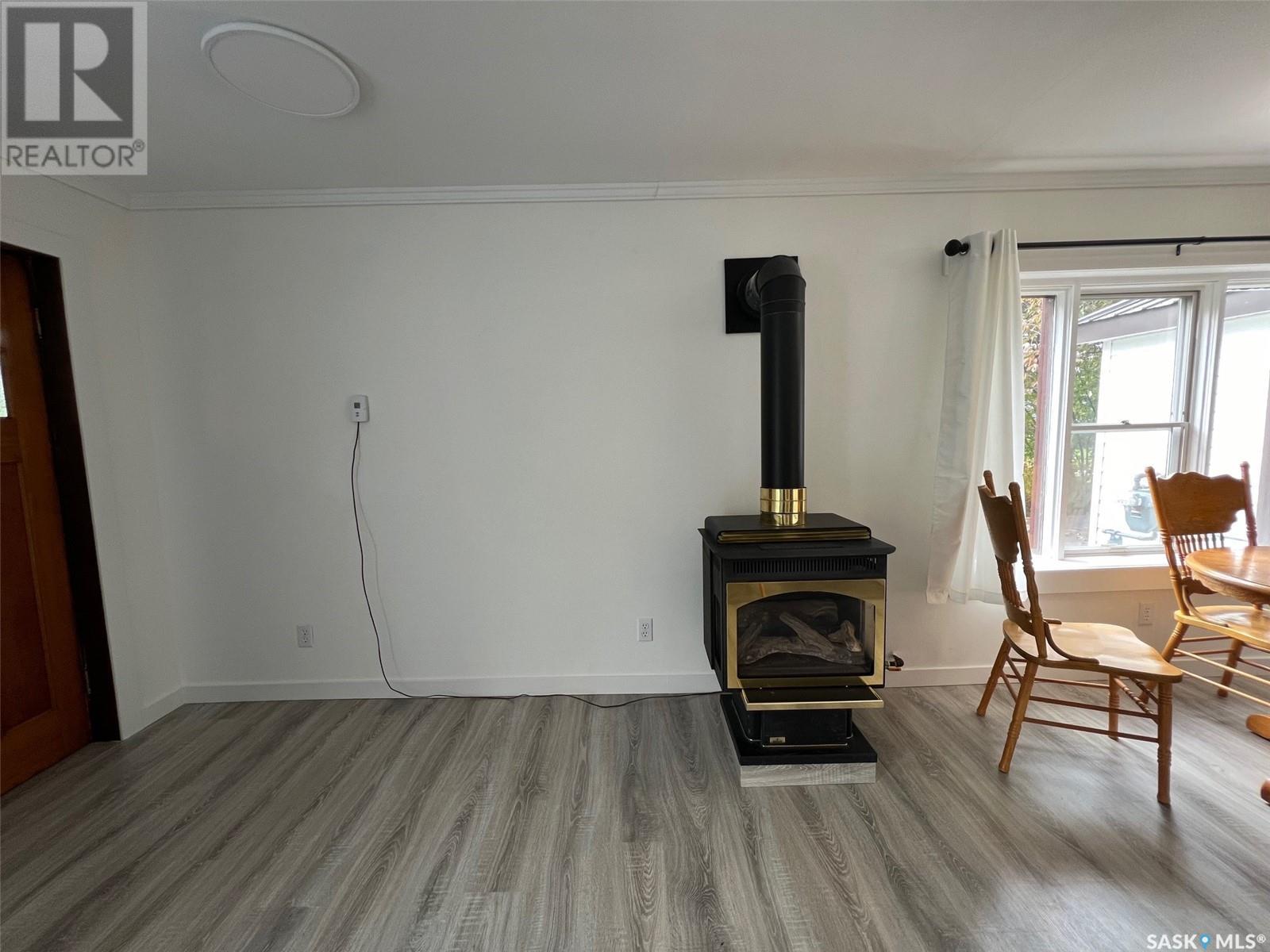 311 1st Street Property Photo 8