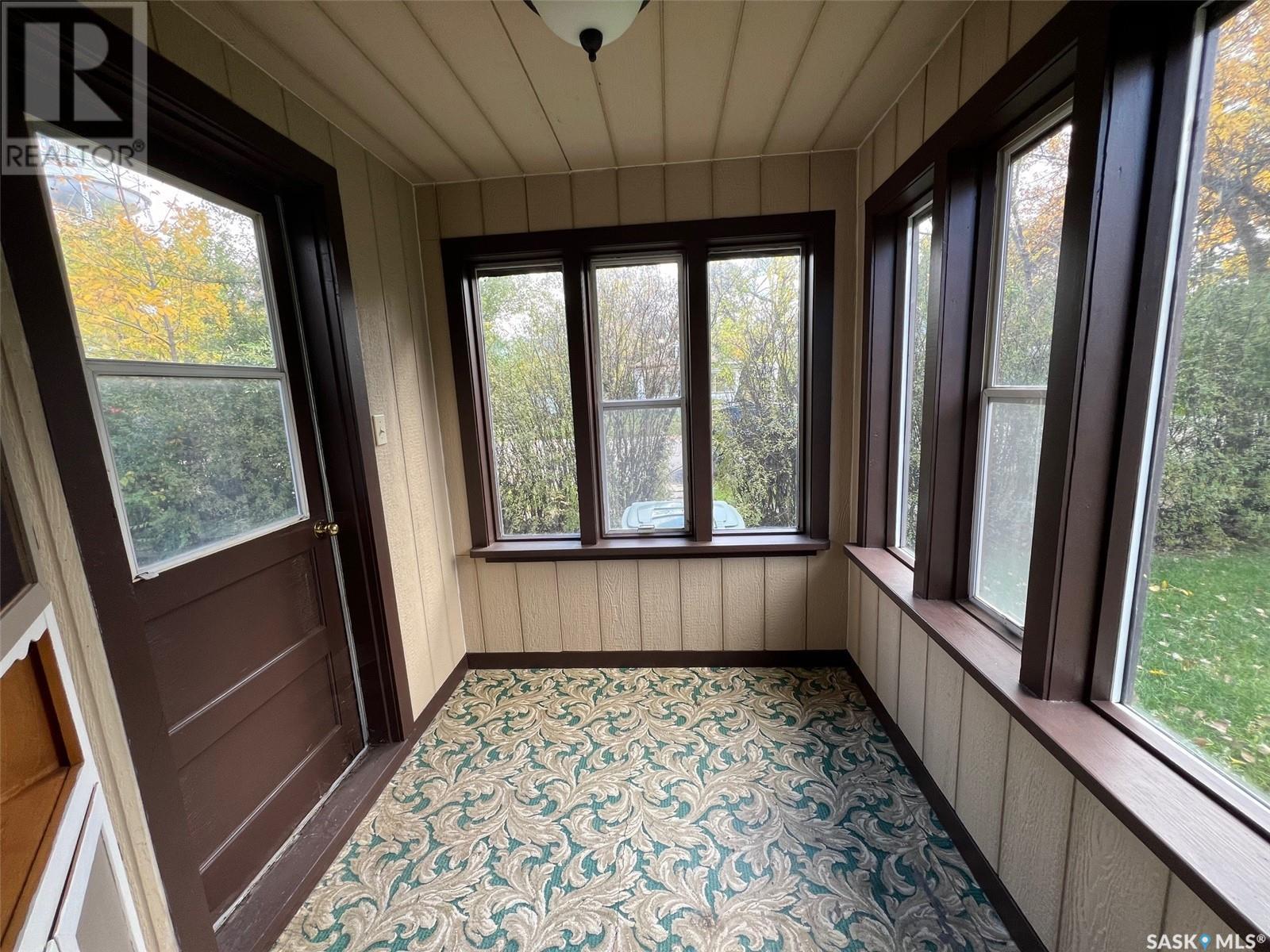 311 1st Street Property Photo 10