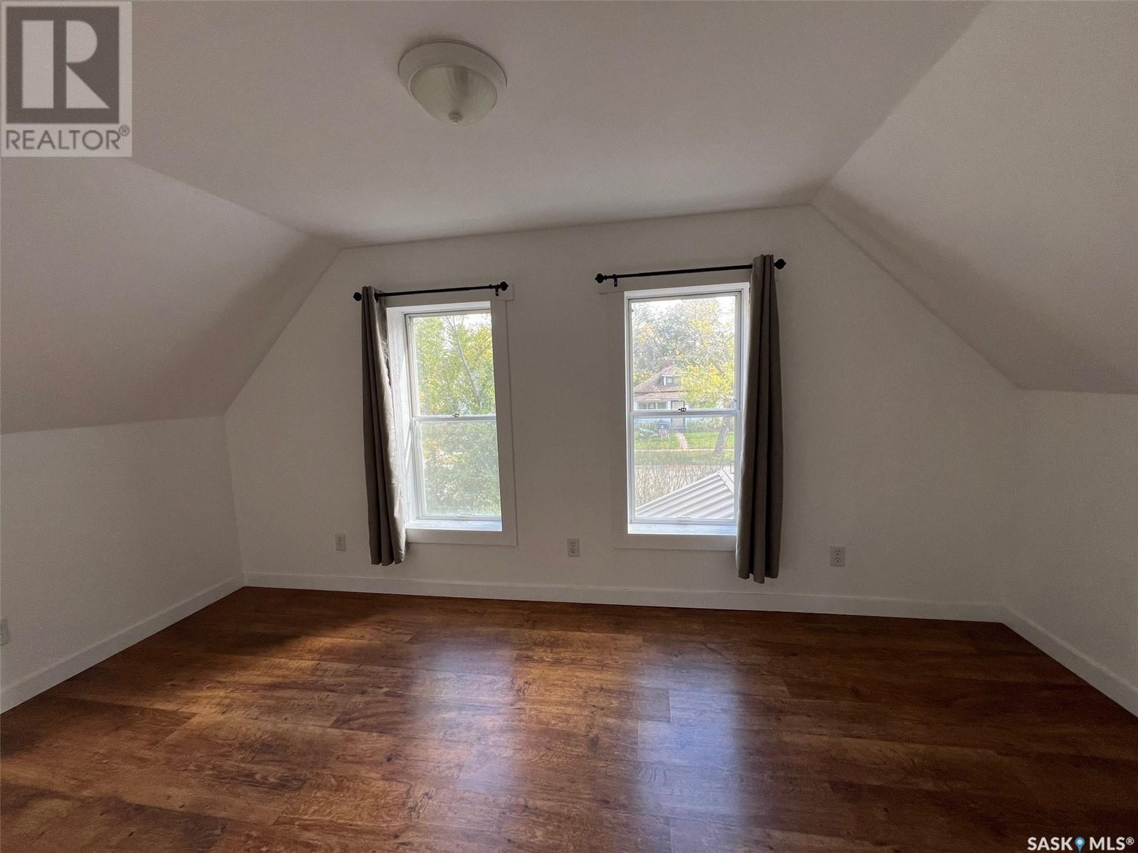 311 1st Street Property Photo 16