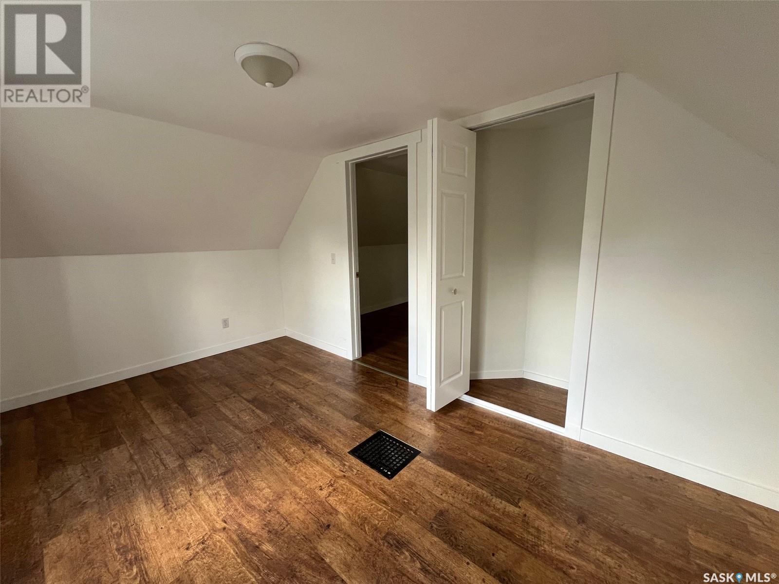 311 1st Street Property Photo 18