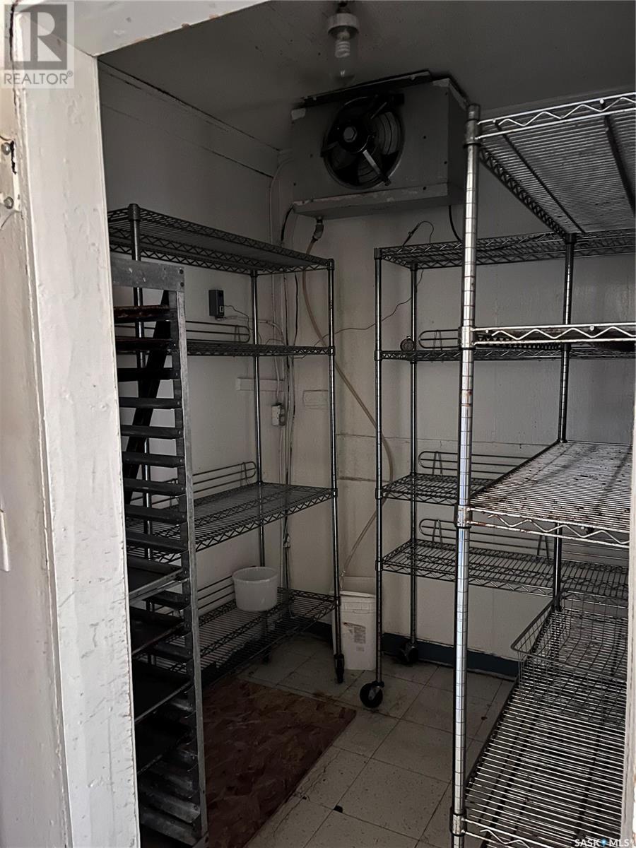 101 Dixon Avenue E Property Photo 18