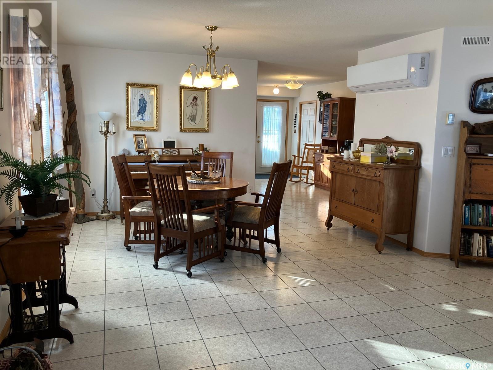 324 5th Street N Property Photo 12