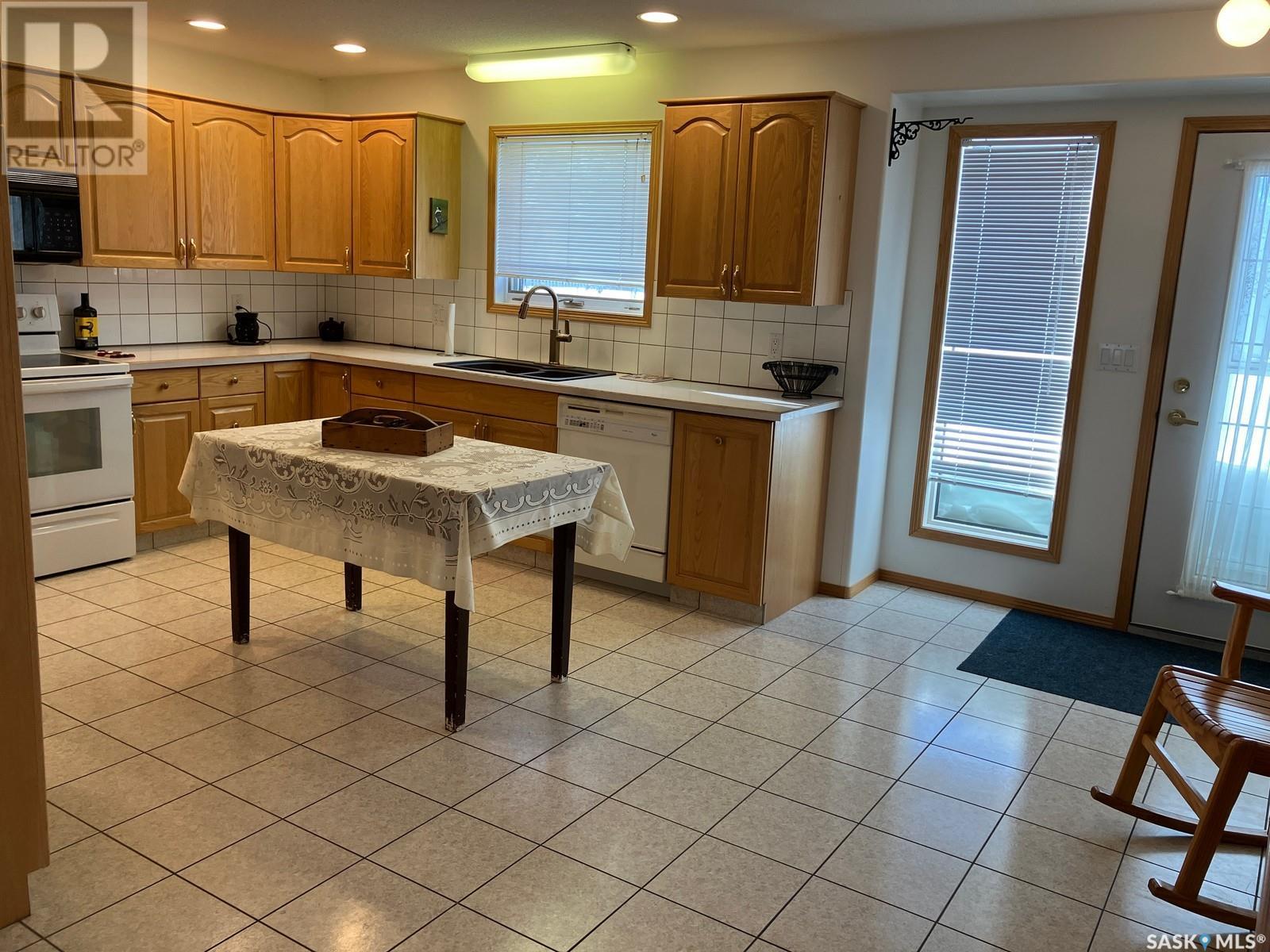 324 5th Street N Property Photo 14